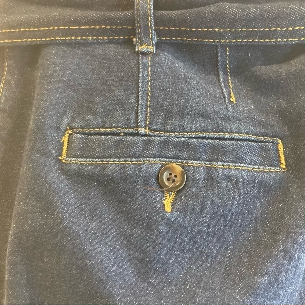 Boden High-Waisted Button-Up Jeans with Belt - Picture 12 of 16